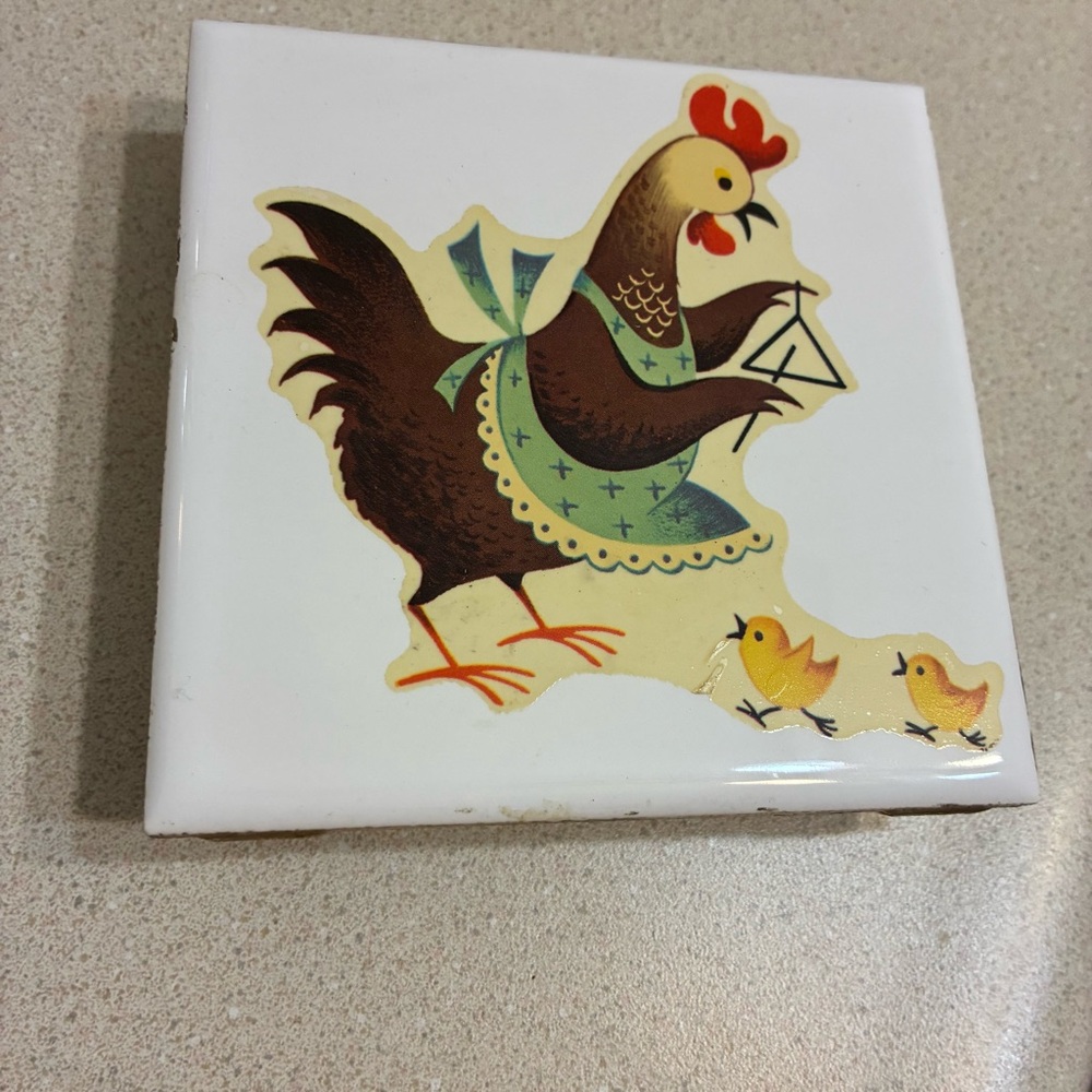 Vintage Brown Hen and Chicks Drink Coaster Stand Crown Tile